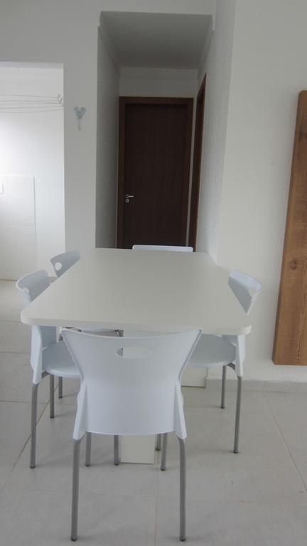 Residencial Marbella Apartment บอมบินญัส ภายนอก รูปภาพ